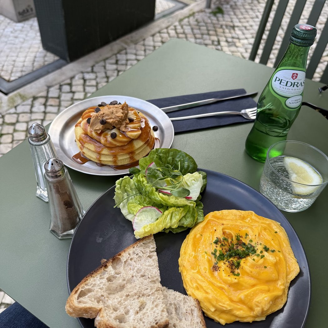 Lisbon Women's Expat Brunch 5